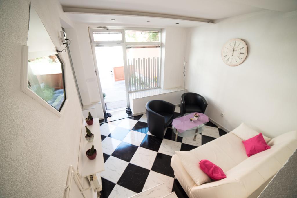 Apartman Hitno Tuzla Dış mekan fotoğraf